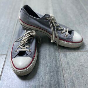 Converse Chuck Taylor All Star Low Top Sneakers Unisex Size 9 Women / 7 Men